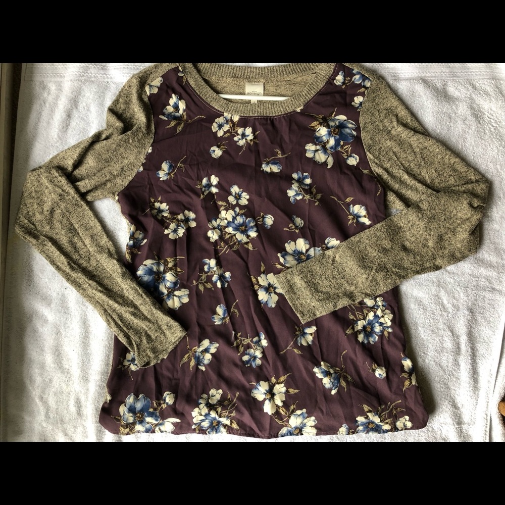 Top, size small